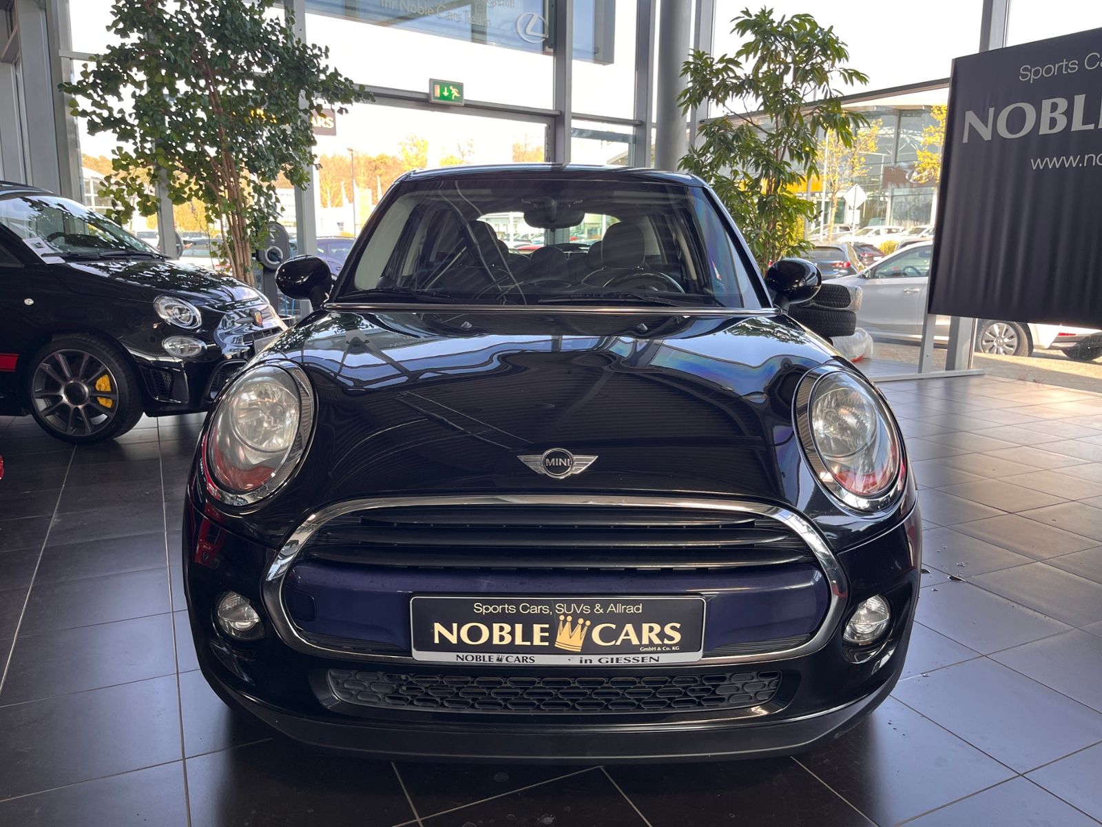 Fahrzeugabbildung MINI Cooper KLIMA PDC SHZ ALU