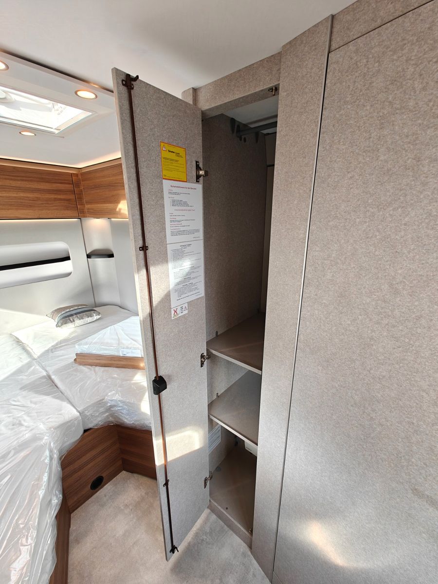 Fahrzeugabbildung HYMER / ERIBA / HYMERCAR Novaline 442 - MESSE-NEUHEIT 2026! -