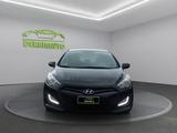 Hyundai i30 1.6 CRDi 5p. Comfort - Hyundai i30 Comfort mit Diesel-Antrieb