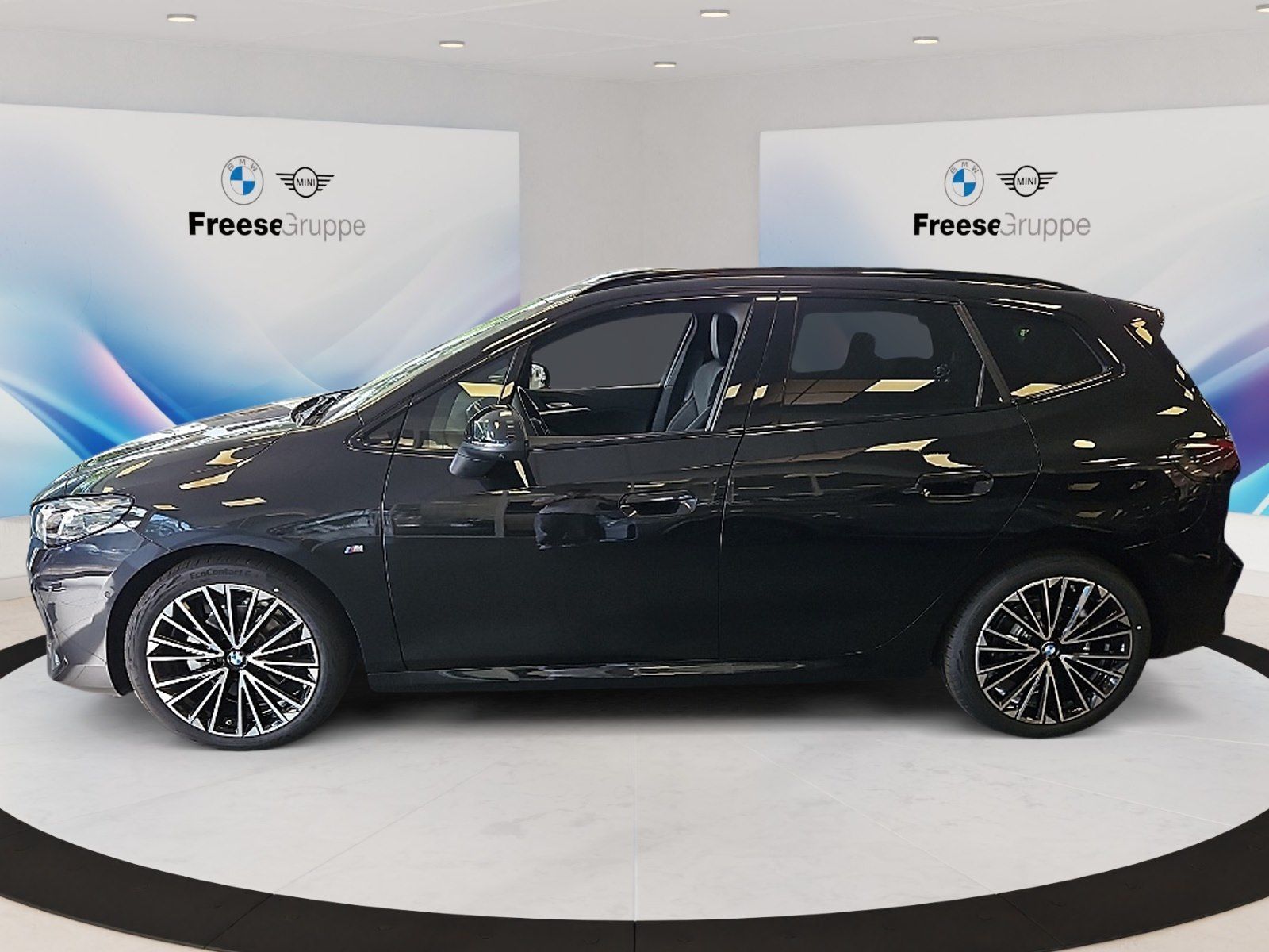 BMW 220 Active Tourer - Bild 3