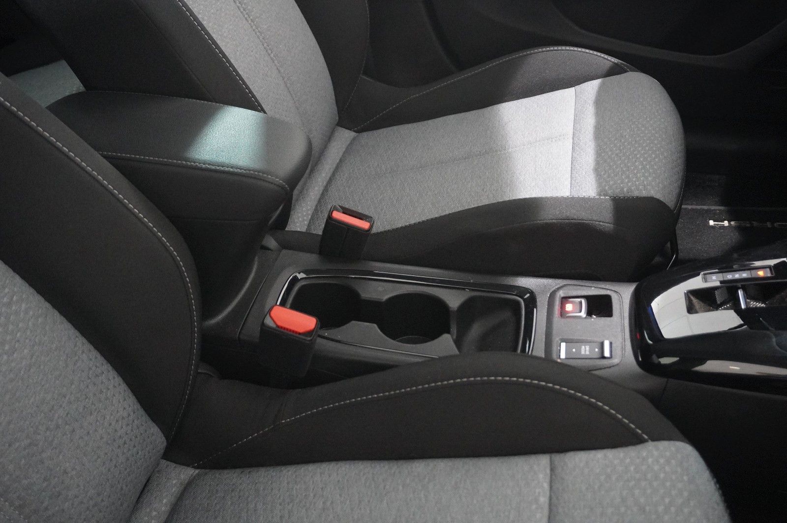Fahrzeugabbildung Opel Corsa F 1.2T EDITION NAVI/LED/SPORT/SHZ/PDC/DAB+