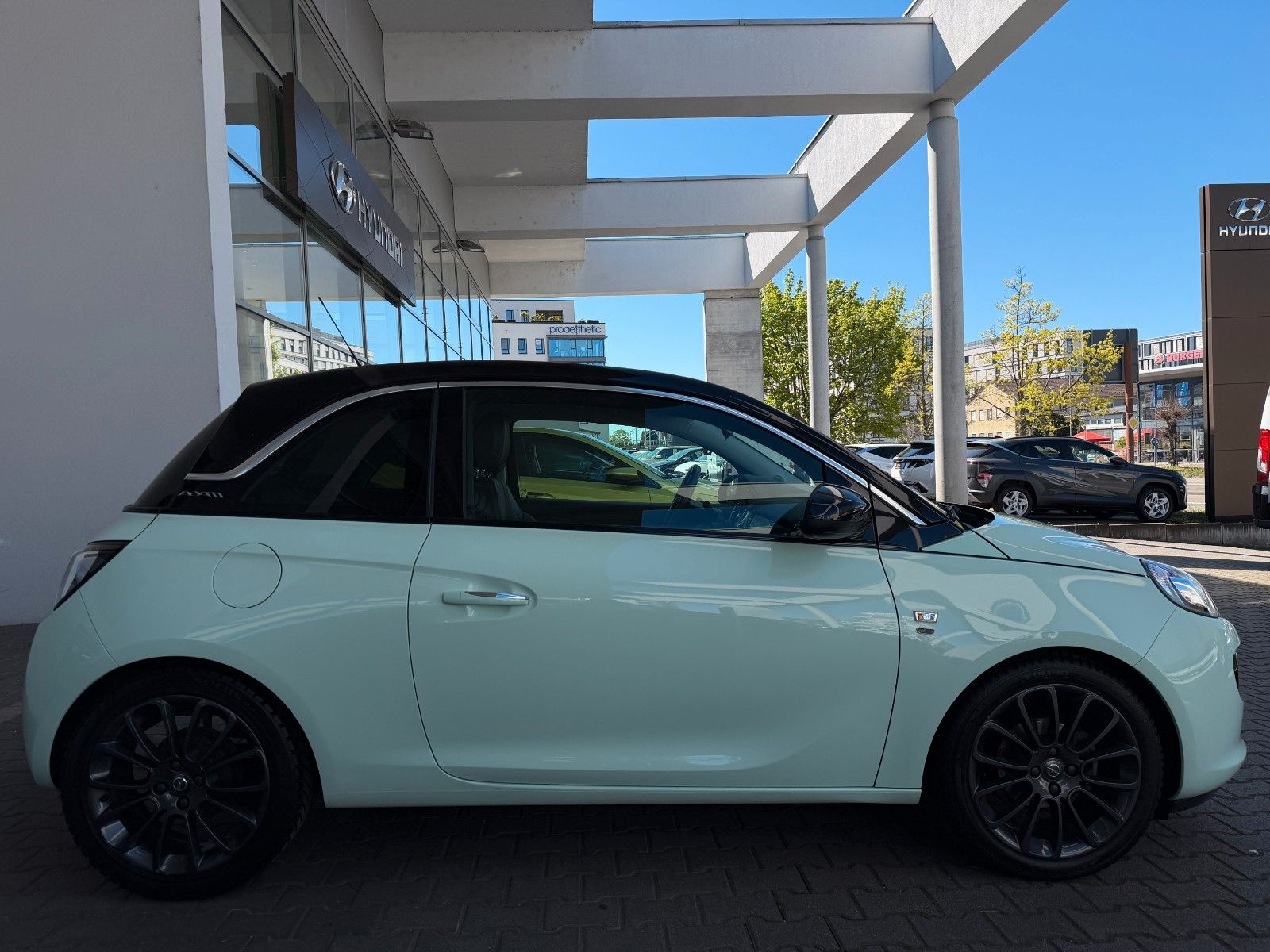 Fahrzeugabbildung Opel Adam GNTM 69PS PDC/SHZ/LHZ!
