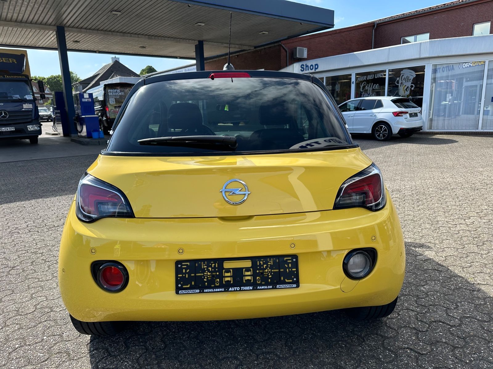 Fahrzeugabbildung Opel Adam 1.4 Slam Sport/IntelliLink/Parkpilot/Totwnk
