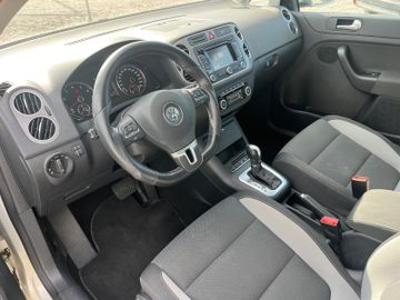 Volkswagen Golf - 10