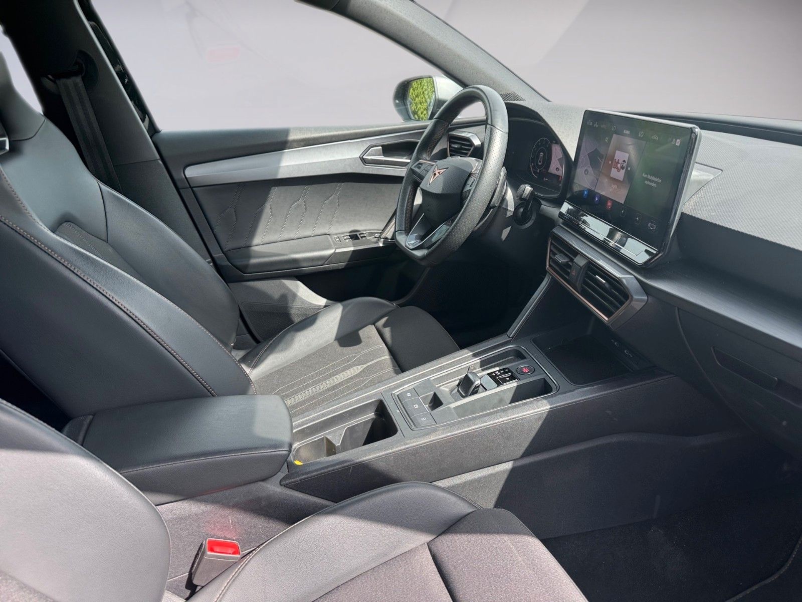 Fahrzeugabbildung CUPRA Leon 2.0 TSI