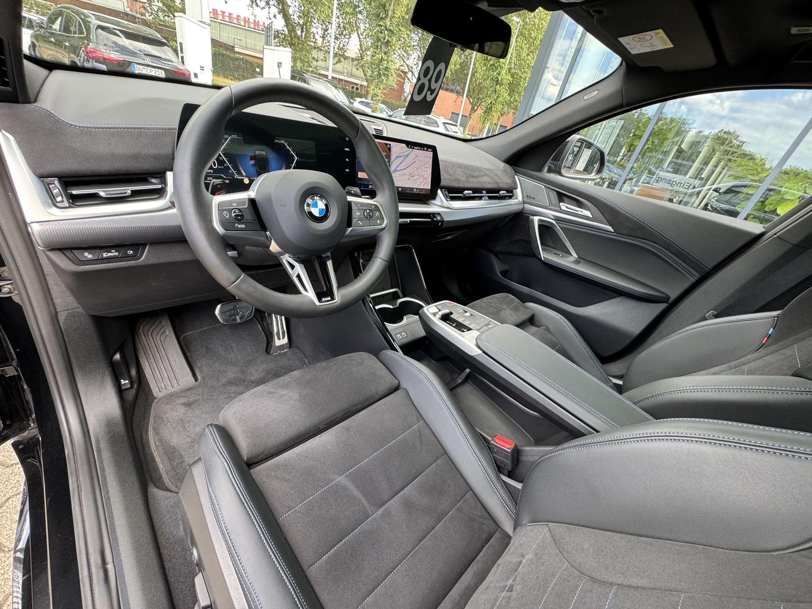 BMW X2 xDrive20d M Sport AHK PANO DA H&K Massage PA foto 4