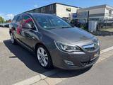 Opel Astra J 1,6 Sports Tourer Sport FINANZIERUNG - Opel Astra: F
