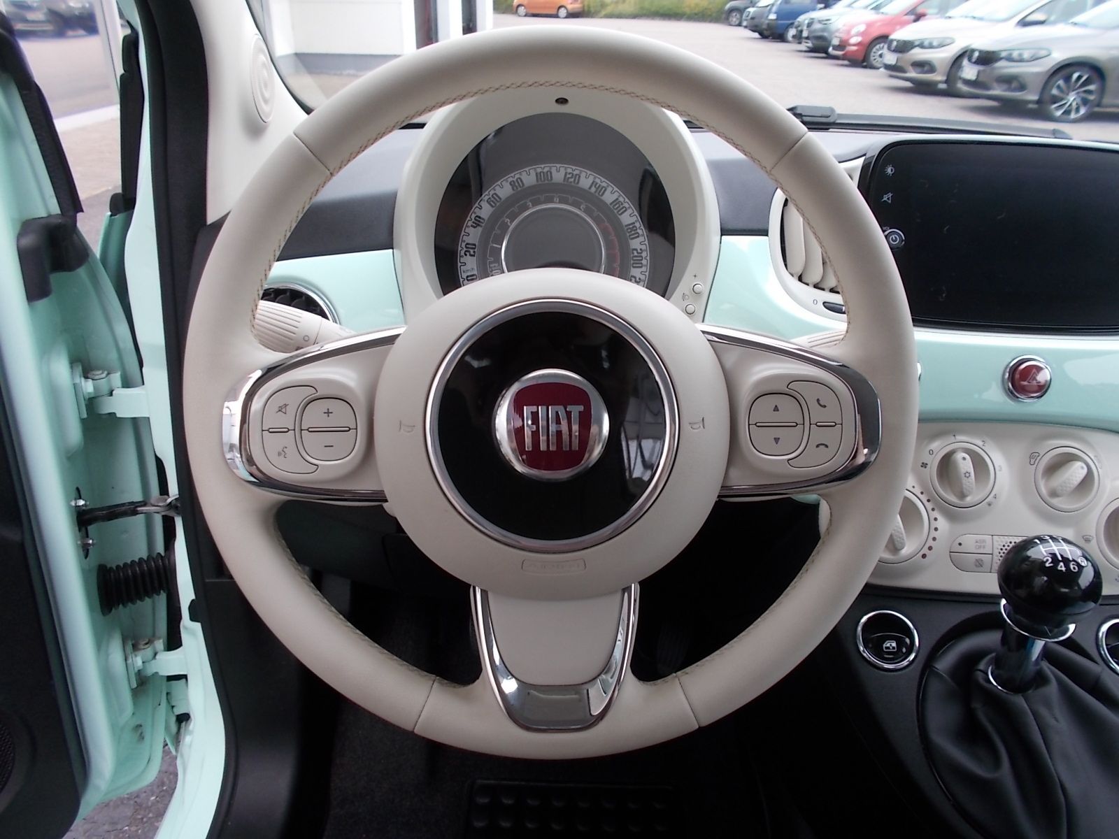 Fahrzeugabbildung Fiat 500C Lounge 1.0 Hybrid + Cabrio + DAB