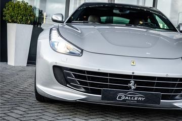 صورة مصغرة 33 لـ 2018 Ferrari GTC4LUSSO
