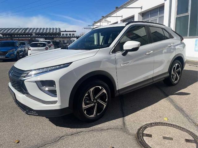 Mitsubishi Eclipse Cross Plug-in Hybrid BASIS 2.4 MIVEC 4WD