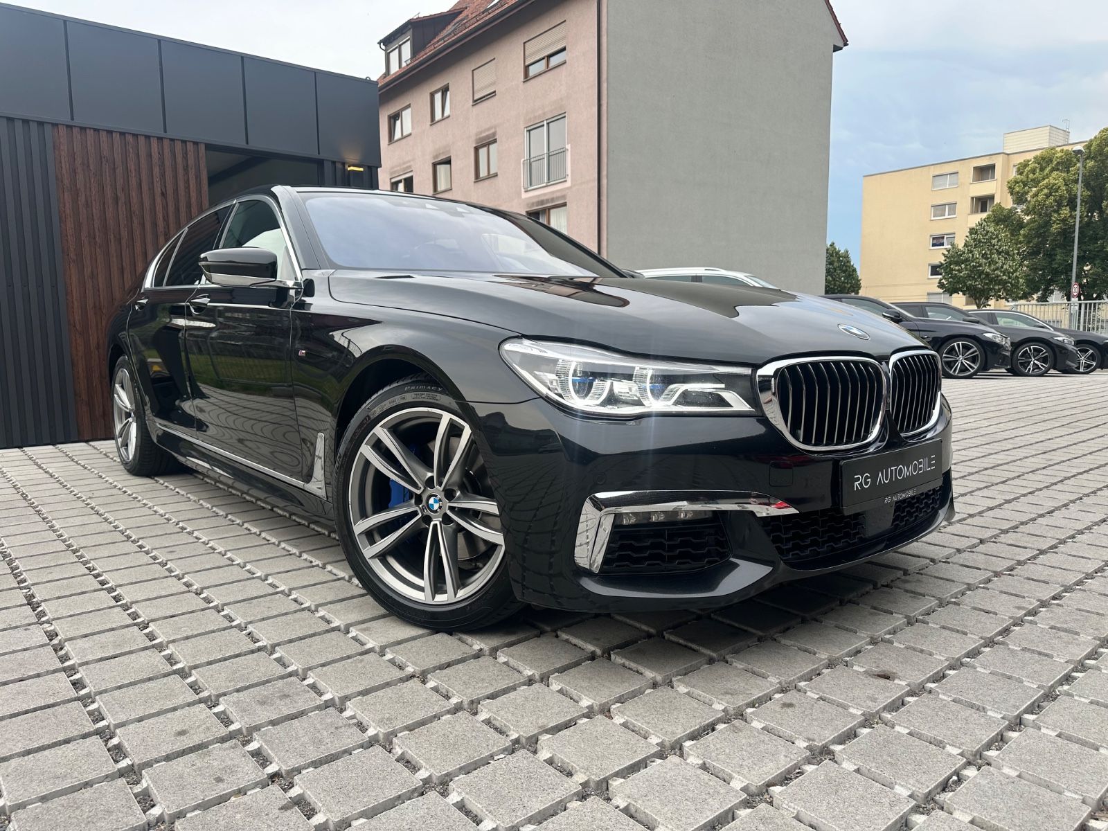 BMW 730d xDrive M-Sport*LASER*Soft-Close*Head-Up*HAL