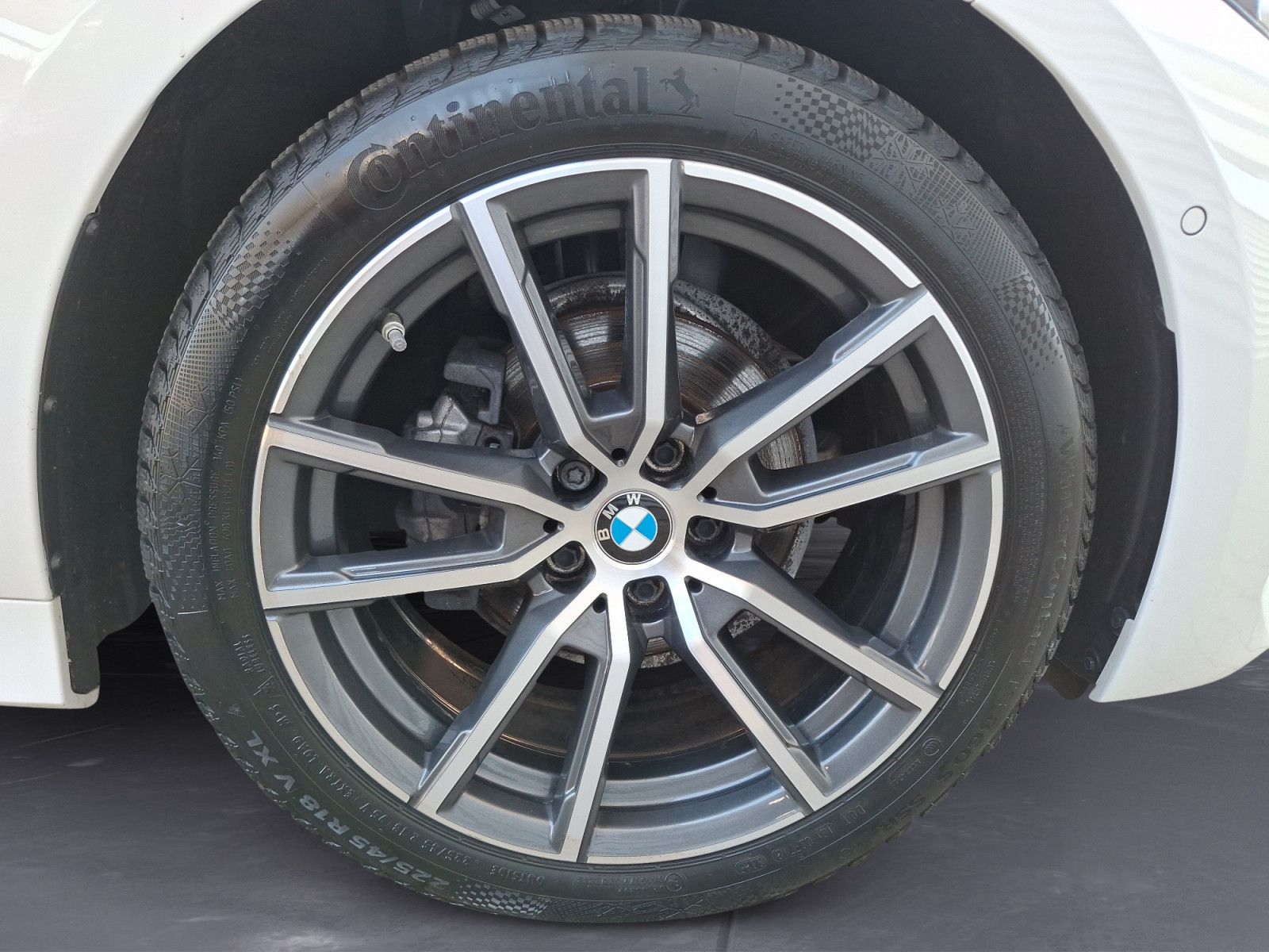 BMW 318d Automatik Innovationsp. Klimaaut. Glasdach foto 12
