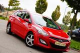 Hyundai i30 cw Classic*LED*PDC*KLIMA* - Hyundai i30 mit Diesel-Antrieb: Kombi
