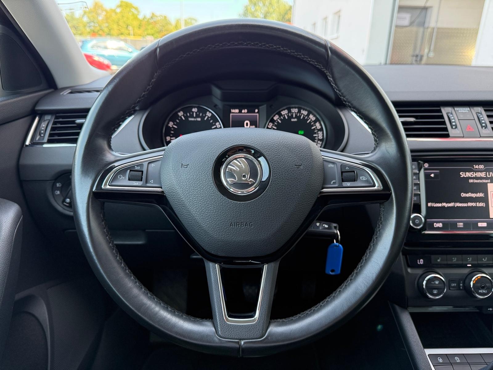 SKODA OCTAVIA COMBI 1.4 TSI 150ch BVA Sièges chauffants Radar de recul
