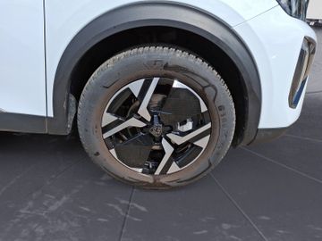 Peugeot 2008 - 11
