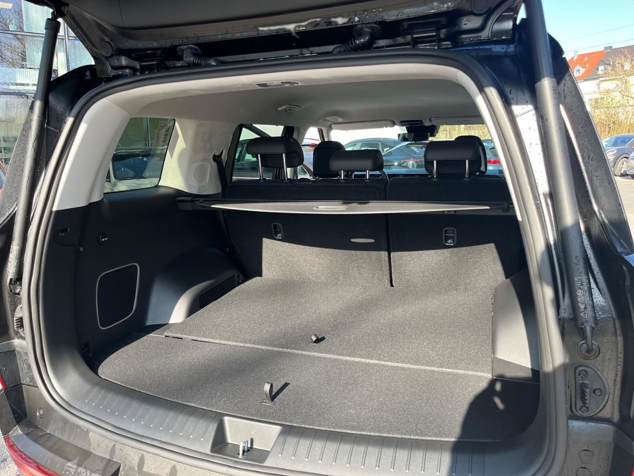 Fahrzeugabbildung Hyundai SANTA FE SIGNATURE *Komfort-Paket*Technik-Paket*