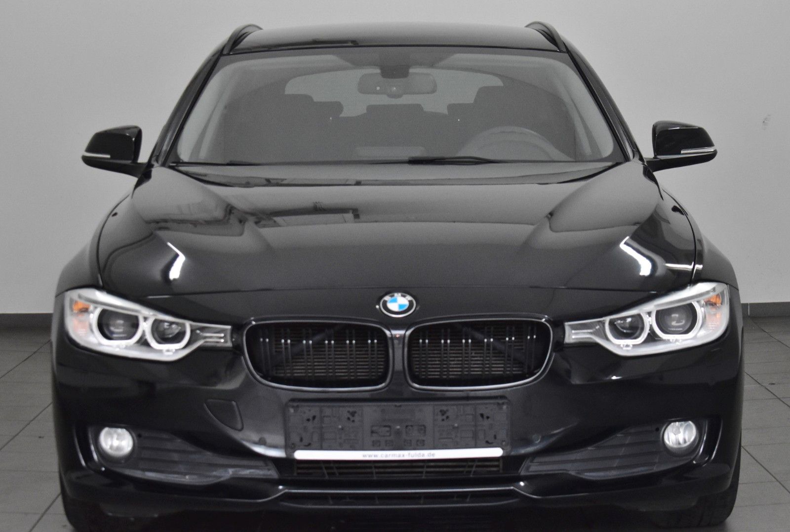 Fahrzeugabbildung BMW 316i Touring Navi,Bi-Xenon,SH,PDC,Comfort-Paket