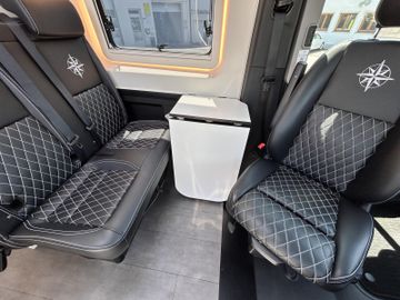 Westfalia James Cook 600 D CLESANA SOLAR 270Ah LITHIUM AHK