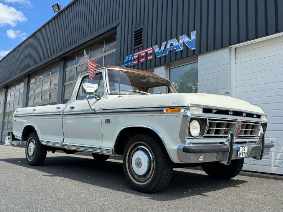 Fahrzeugabbildung Ford F 150 XLT Ranger 6.3V8 Long Bed Erstlack