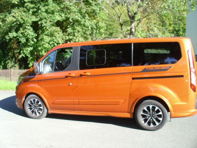 Image of Ford Tourneo Custom