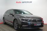 Volkswagen Passat Variant R-Line 4Motion 2.0TSI*360°IQ.Ligh - Volkswagen Passat aus 2022