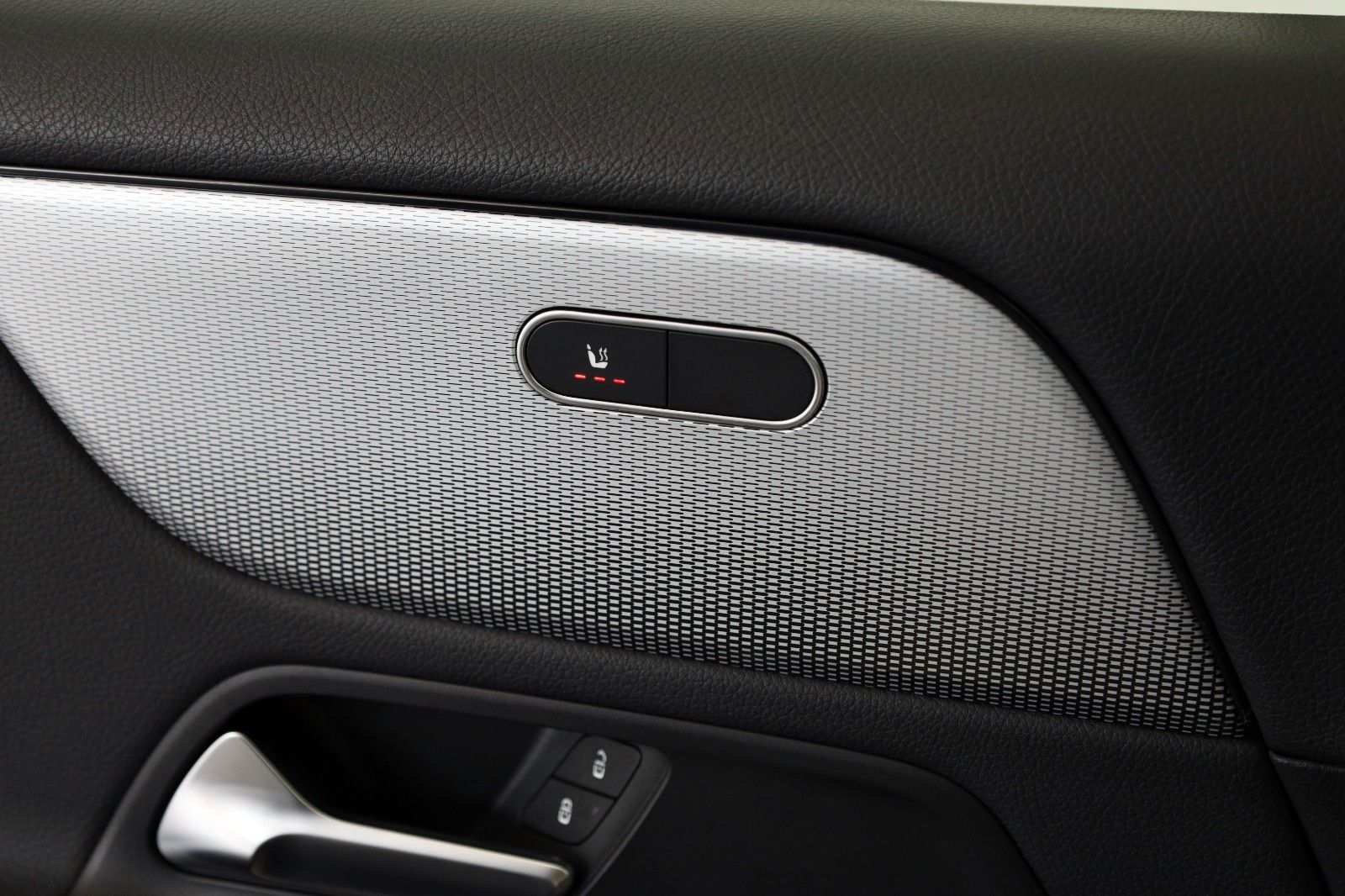 Fahrzeugabbildung Mercedes-Benz GLA 200 d Style, T.Leder,Navi,LED,SH,Kamera