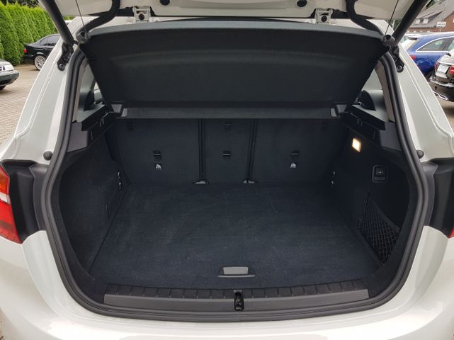 Fahrzeugabbildung BMW 218d Active Tourer Advantage+LED+Pano+Kamera+DAB