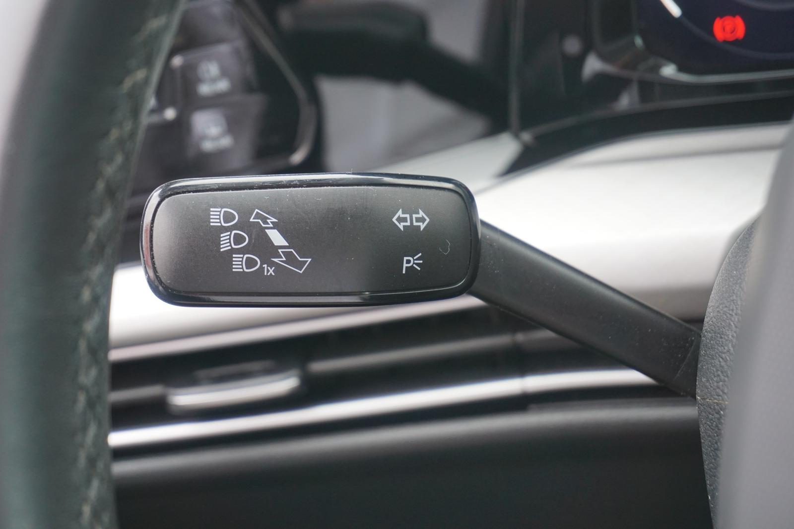 Volkswagen Golf VIII Variant 1.0 Life LED Navi ACC Kamera, миниатюра 21