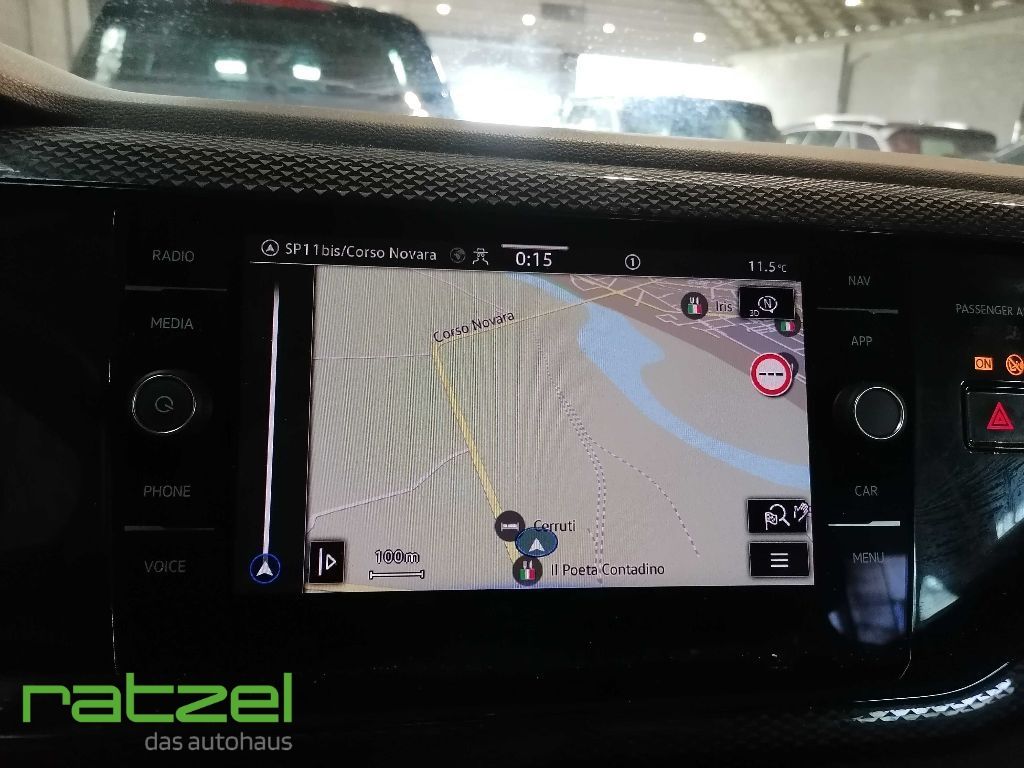 Fahrzeugabbildung Volkswagen Taigo Life 1,0 l TSI Navi Digitales Cockpit LED