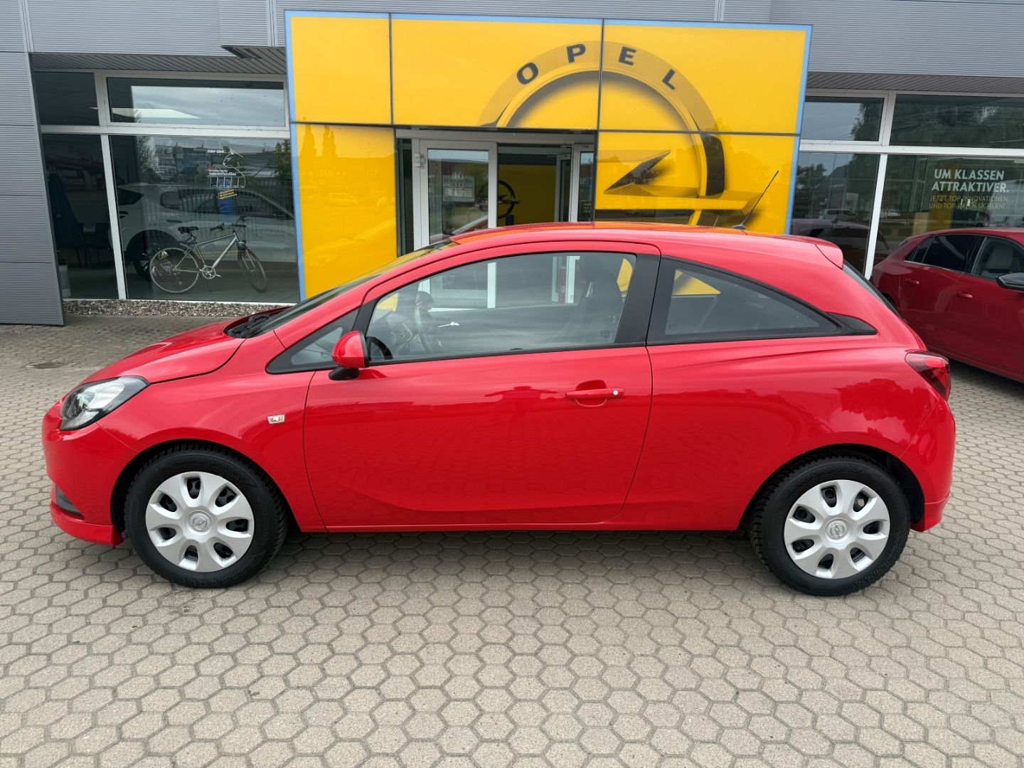 Fahrzeugabbildung Opel Corsa E Edition SHZ+LHZ+PDC