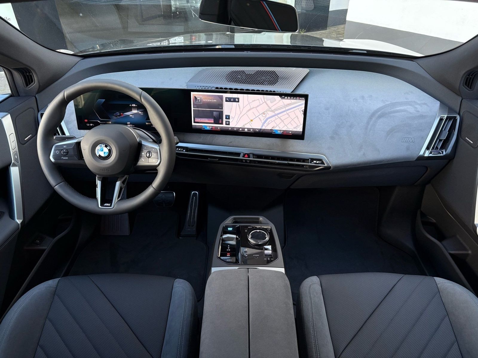 BMW iX - Bild 17