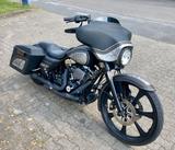 Harley-Davidson Street Glide 103 Bagger - HARLEY-DAVIDSON 2011 STREET GLIDE