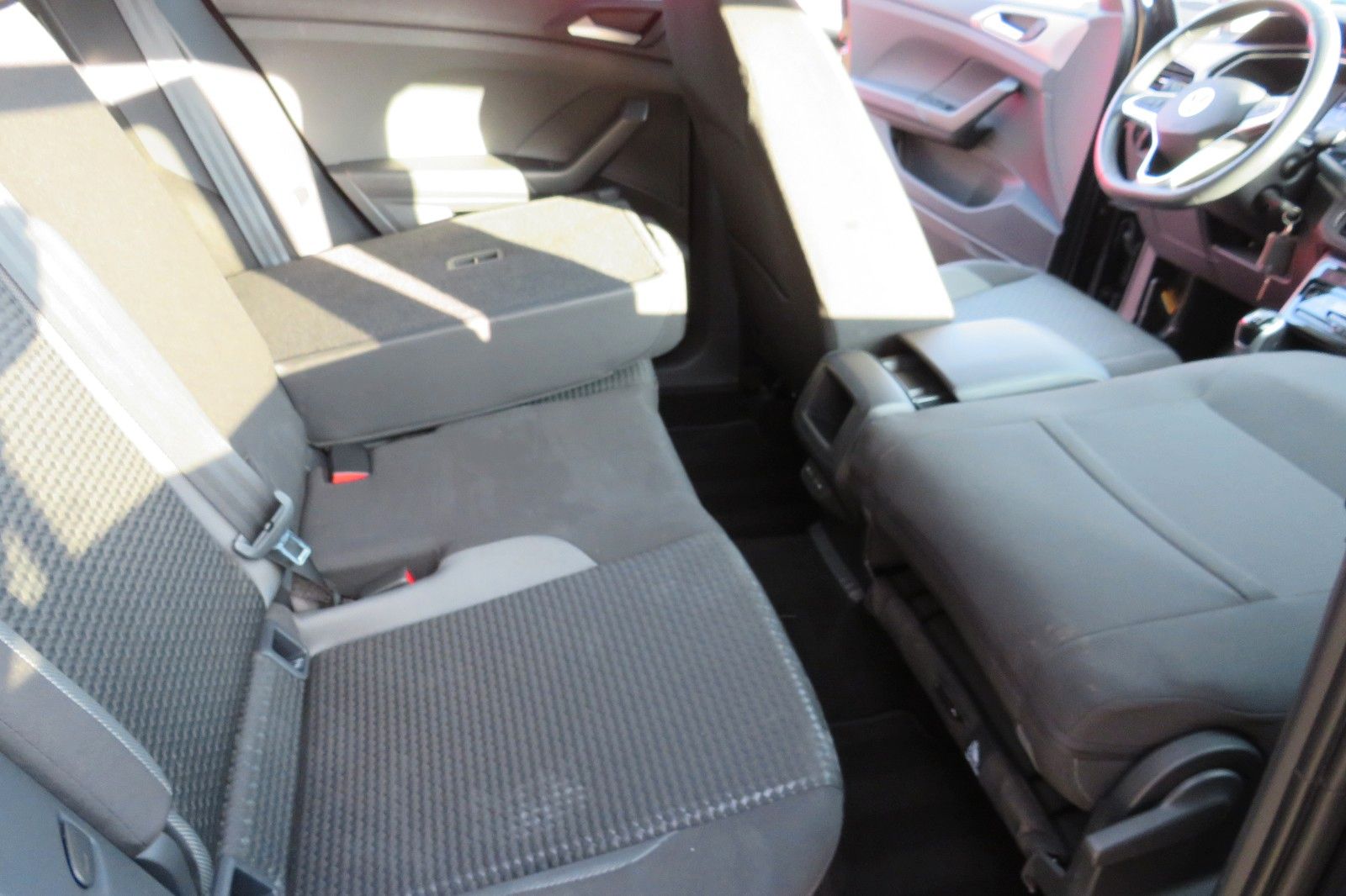 Fahrzeugabbildung Volkswagen T-Cross Active ACC SITZH. NAVI GJ APP-CONNECT