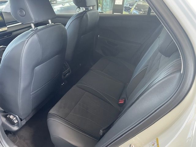Volkswagen T-Roc - Bild 9
