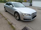 Audi A8 4.2 TDI quattro Leder schwarz+Xenon+ALU - Audi A8 aus 2010: A8l