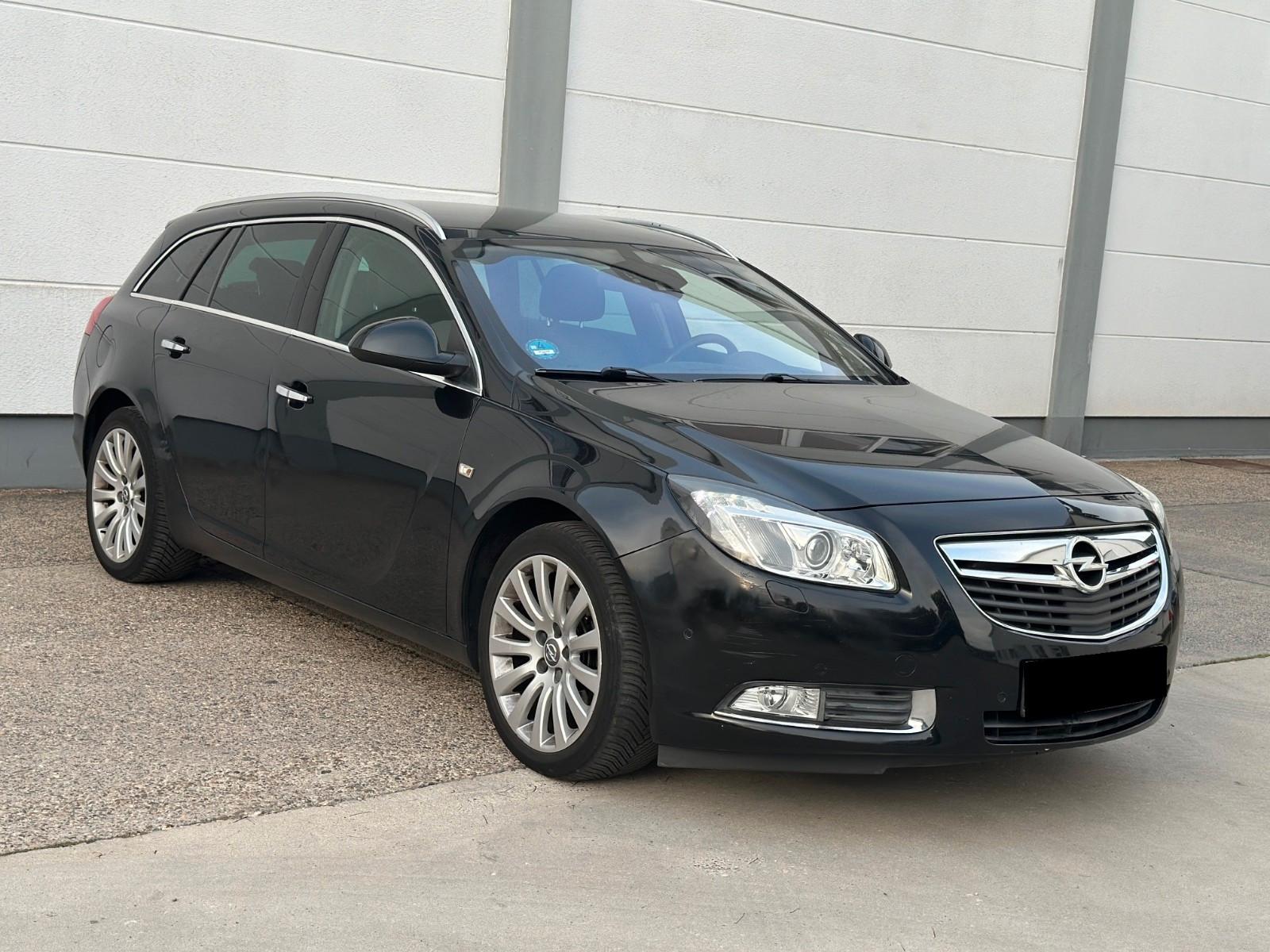 Opel Insignia 2013 — photo 22