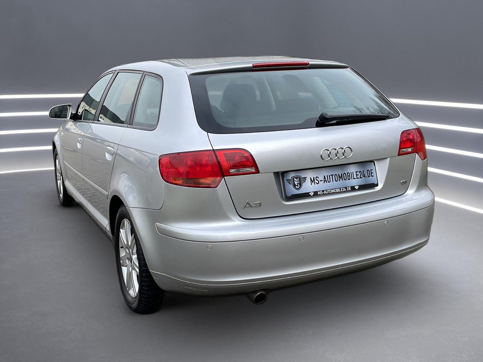 Fahrzeugabbildung Audi A3 Sportback 1.6 FSI Ambition/ Unfallfrei !!