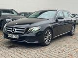 Mercedes-Benz E 220Td /WSCREEN/KAMERA/AHK/LED/TOT/SHZ/ - Mercedes-Benz E 220 Gebrauchtwagen in Stuttgart