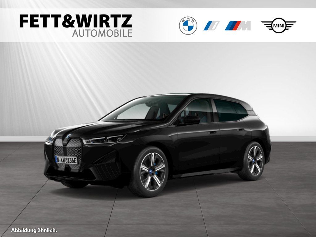 BMW iX