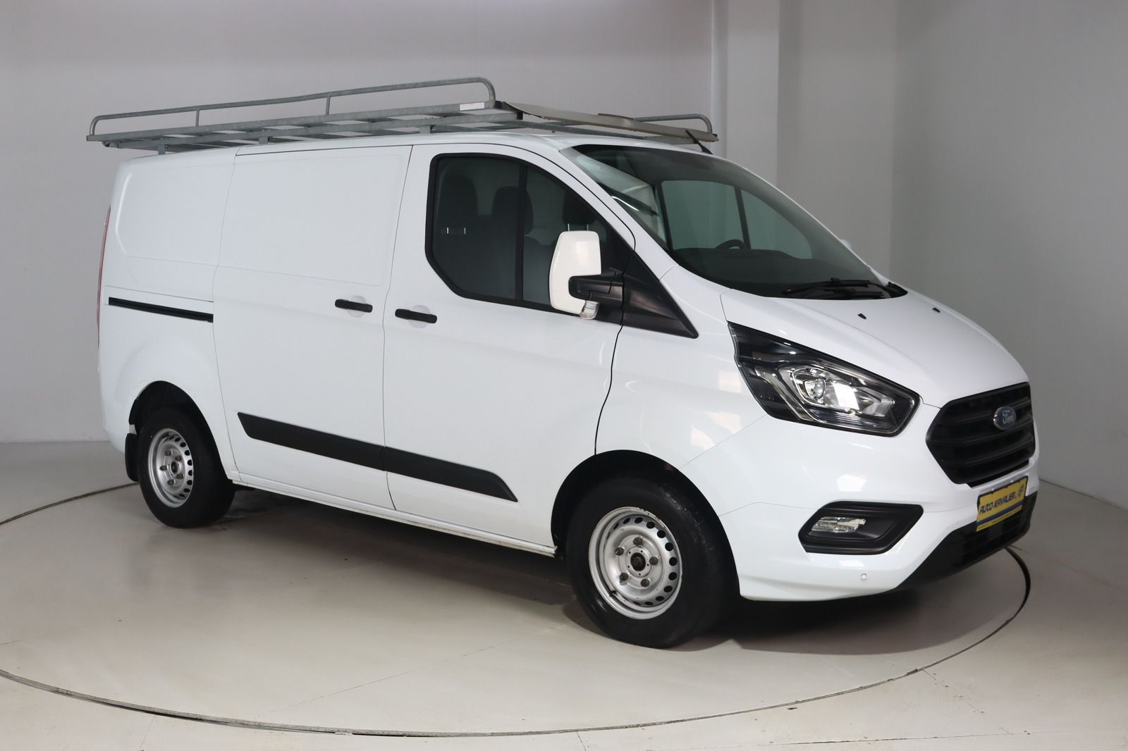 Fahrzeugabbildung Ford Transit Custom Kasten 280 L1H1 LKW Trend