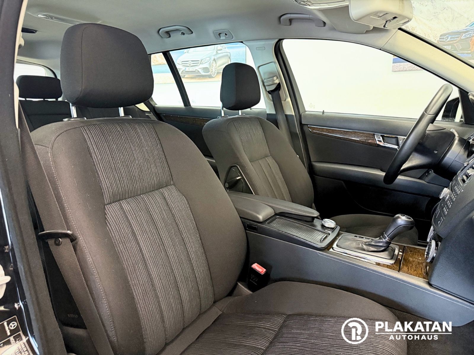 Fahrzeugabbildung Mercedes-Benz C 200 Kompressor Navi, Parksensoren, Service Neu
