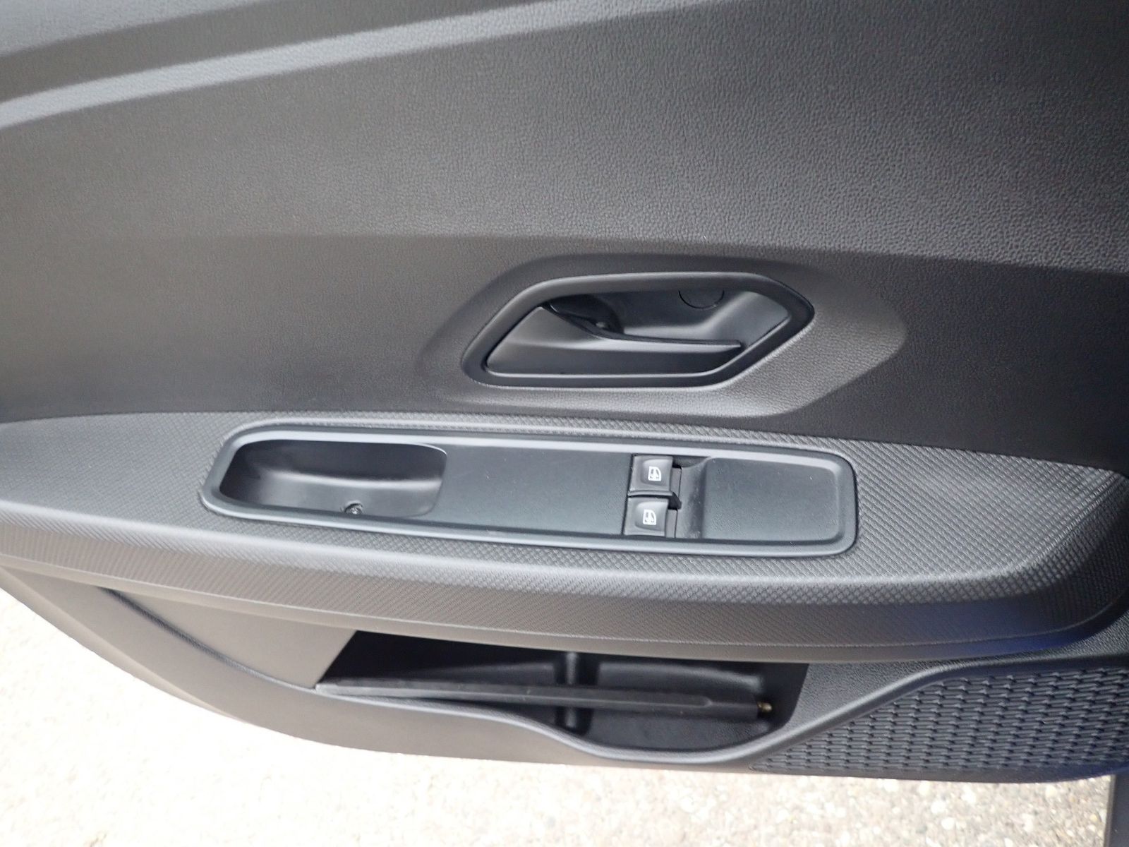 Fahrzeugabbildung Dacia Sandero III Stepway Essential TCe 90