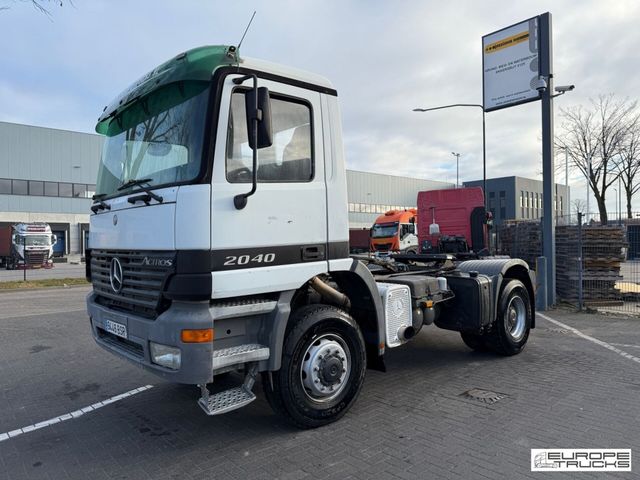 Mercedes-Benz Actros 2040 Full Steel - 4x4 - Manual - Hydrauli