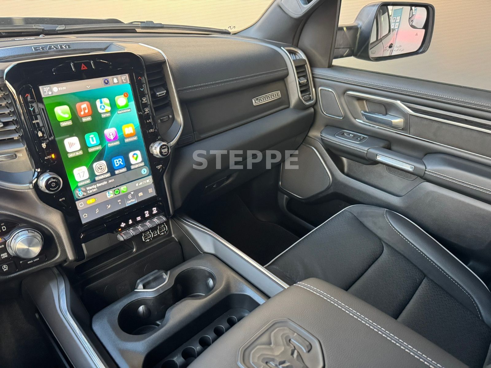 Dodge RAM 1500 5,7 V8  LARAMIE Sport Luftfed. AHK 20"