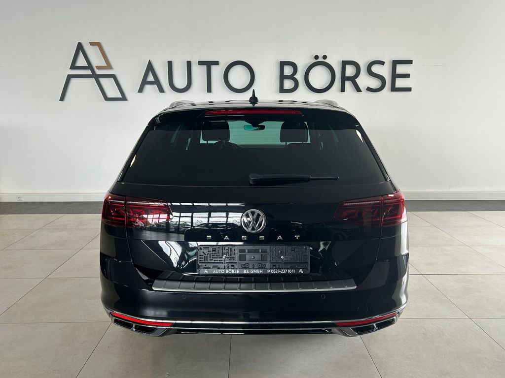 Volkswagen Passat Var ELEGANCE+R-Line*PANO*ViCo*STH*LED*AHK