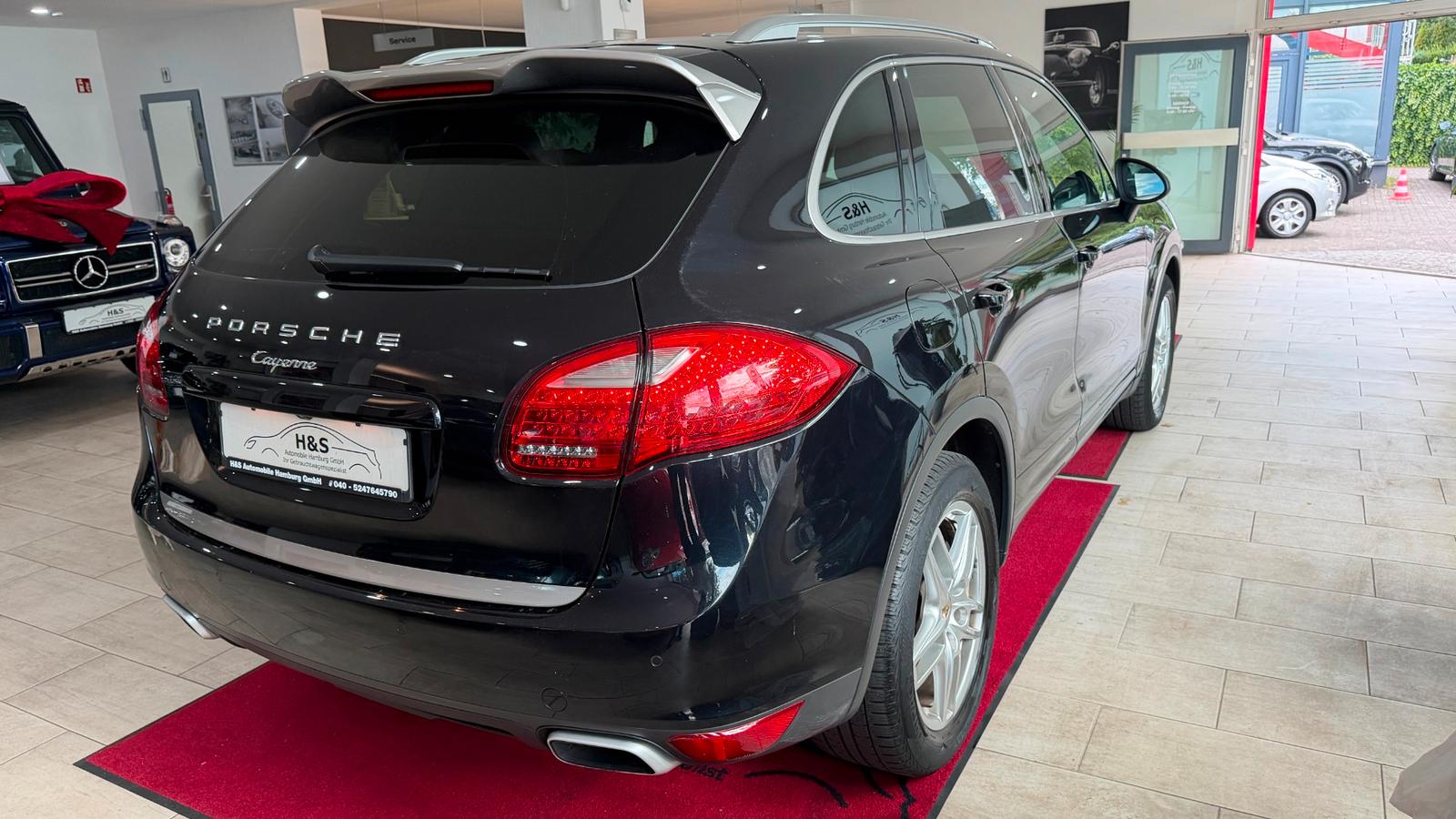 PORSCHE CAYENNE PLATINIUM EDITION 3.0 V6 245ch 4X4 BVA Toit ouvrant Sièges chauffants cuir Historique présent - 1ERE MAIN