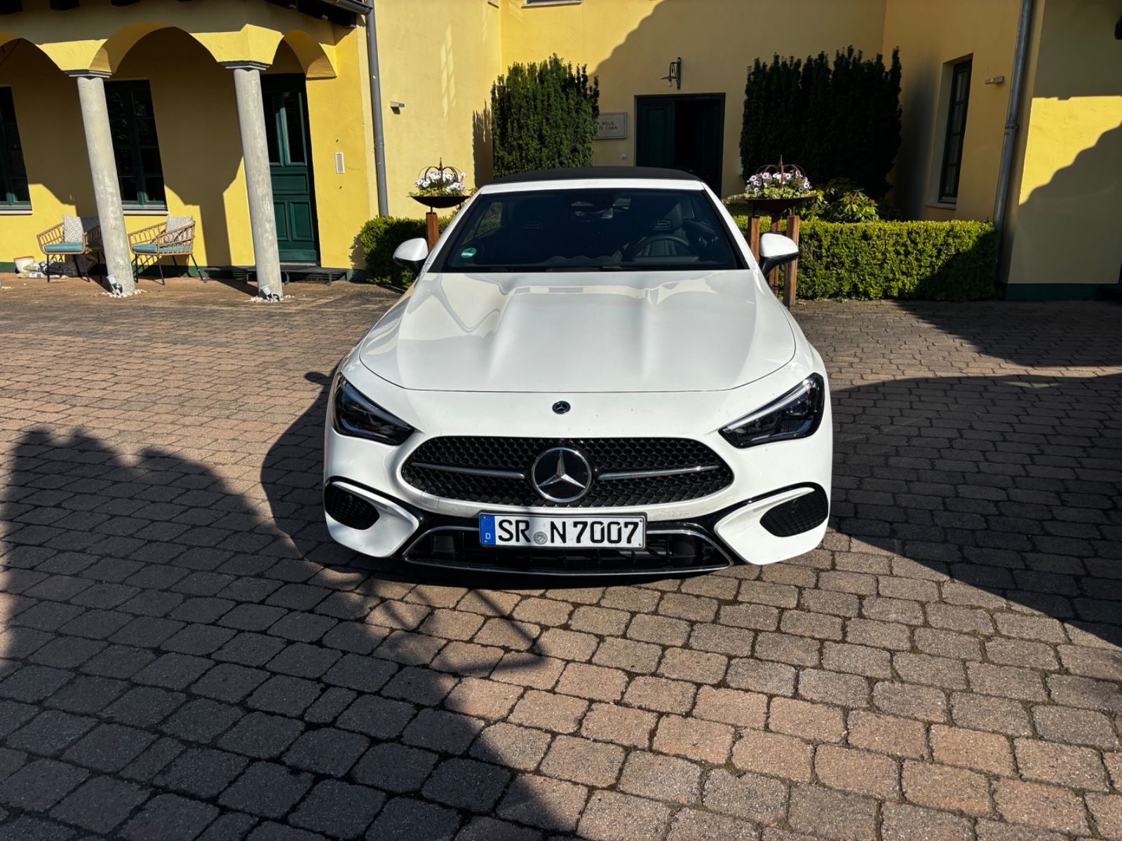 MERCEDES-BENZ CLE 220 d Cabrio Edition AHK, 360 *, Leder usw.