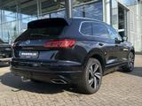 Volkswagen Touareg 3.0 V6 TDI R-Line (EURO 6d-TEMP) ACC LM - gebrauchte VW Touareg aus dem Jahr 2020