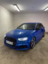 Audi S3 2.0 TFSI S tronic quattro Sportback - - Audi S3: Blau