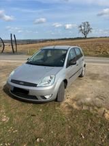 Ford Fiesta 1.6L - Ford Fiesta aus 2003: 1.6